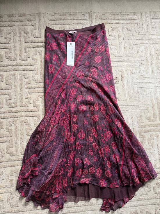Rebecca Taylor Dresses & Skirts - Rebecca Taylor Pink Floral A-Line Midi Skirt on Plum